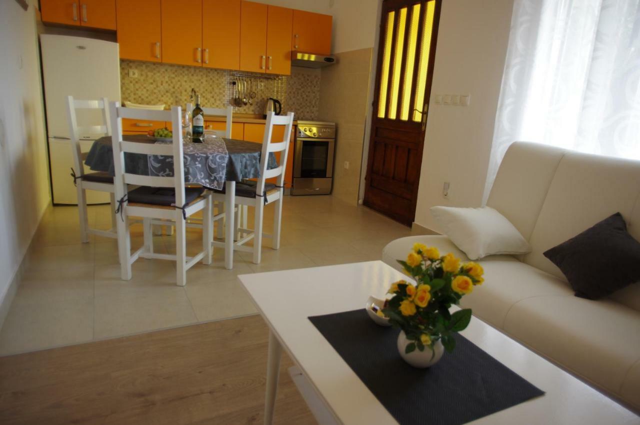 Apartments Sonja Podgora Exterior foto